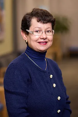 Veronika Goldin - Front Desk